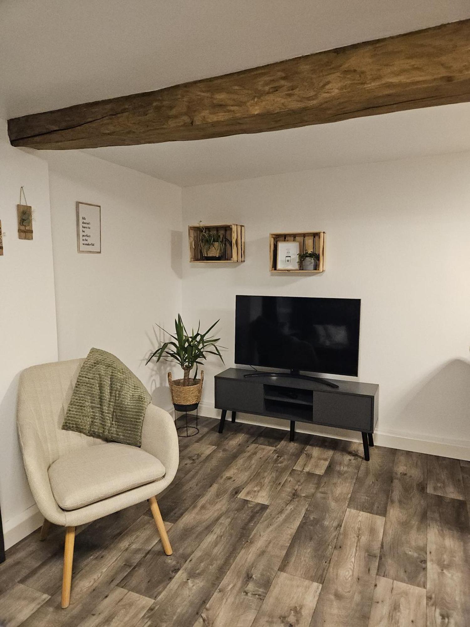 Gemuetliche Ferienwohnung Im Westerwald - "Ferienwohnung Grau" Weitefeld Exteriör bild